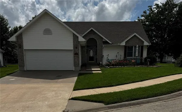 $417,900 | 1206 Talon Drive, Cameron, MO 64429