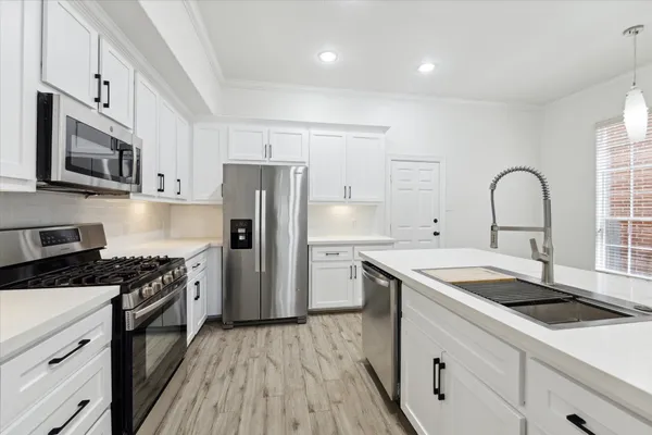 $2,700 | 13639 Brookbluff Lane, Houston, TX 77077
