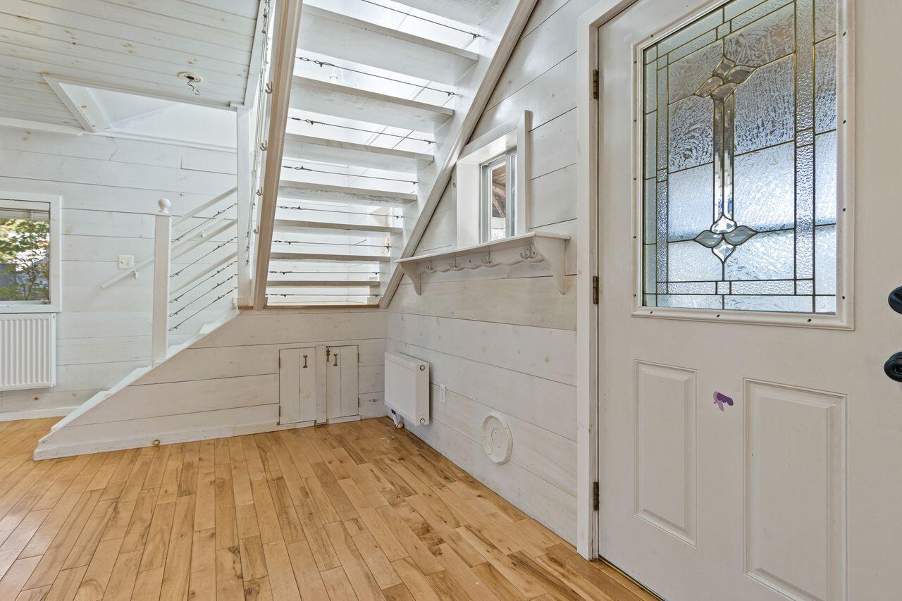 12 Lower Beach Road Saco, ME 04072 - Photo 18 of 60 20251010KH-71022