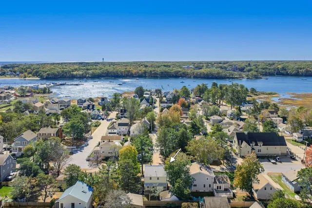 $550,000 | 12 Lower Beach Road, Saco, ME 04072