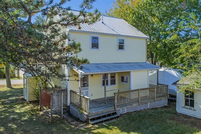 $550,000 | 12 Lower Beach Road, Saco, ME 04072