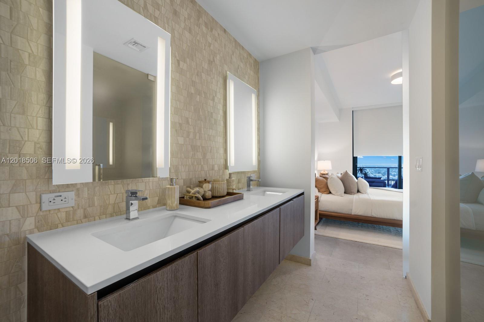 88 Southwest 7th Street, Unit 2406 Miami, FL 33130 - Photo 15 of 20