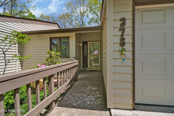$260,000 | 378 Lake Catherine Court, Crossville, TN 38558