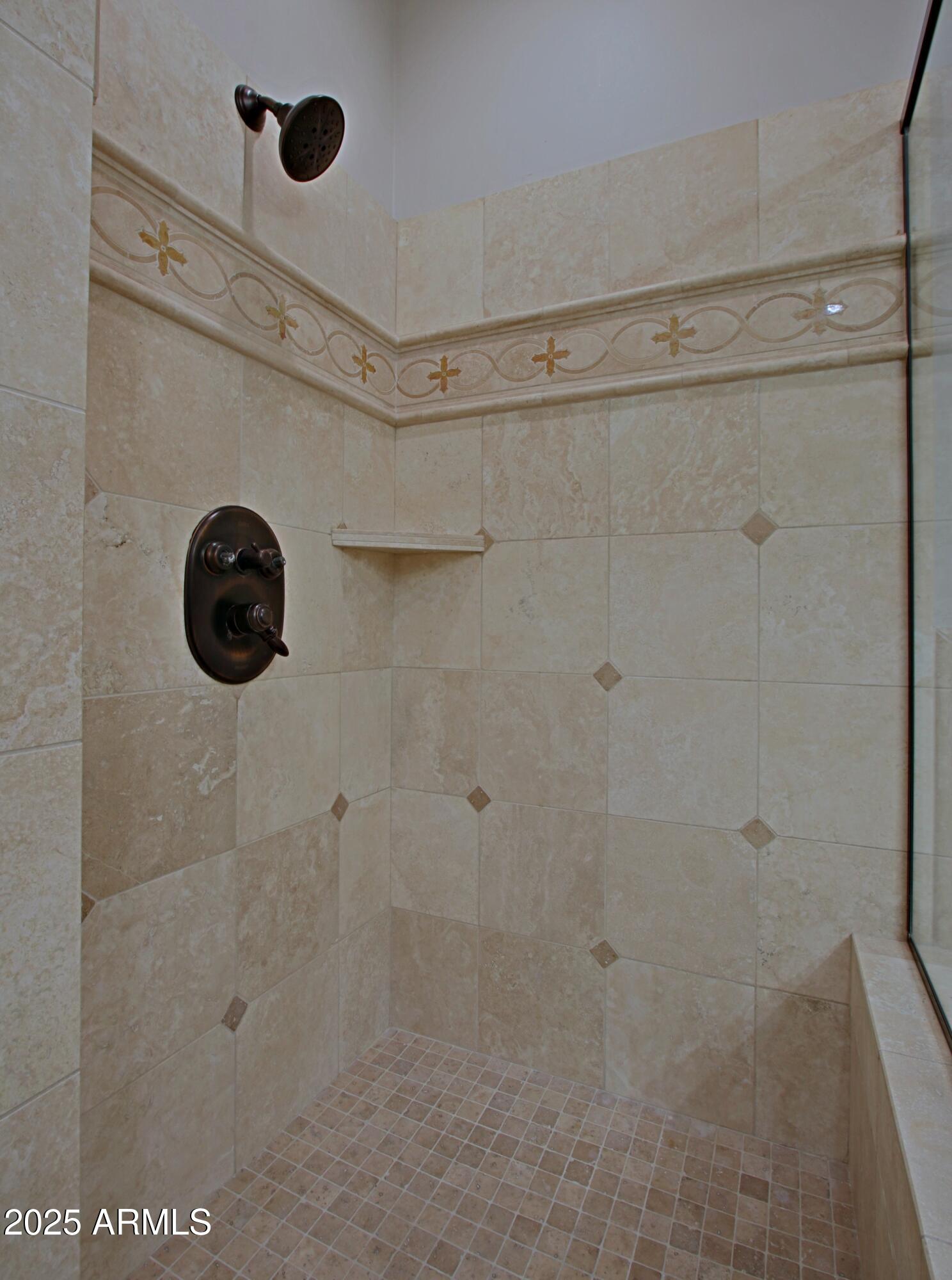 18650 North Thompson Peak Parkway, Unit 1052 Scottsdale, AZ 85255 - Photo 14 of 38 a bathroom with a shower