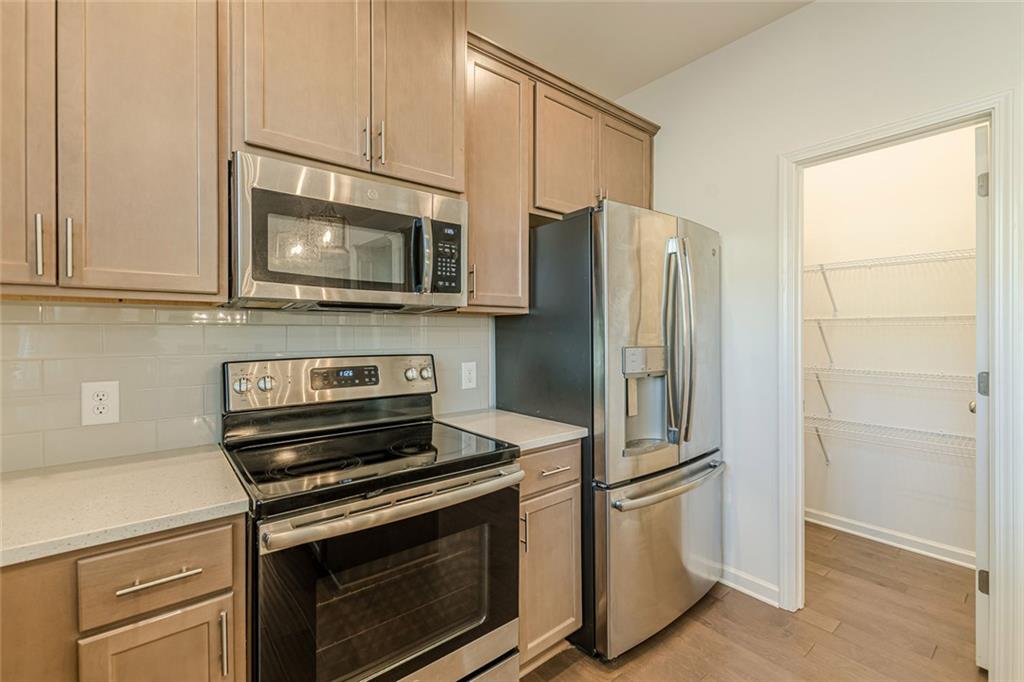 5547 Radford Loop Fairburn, GA 30213 - Photo 17 of 46