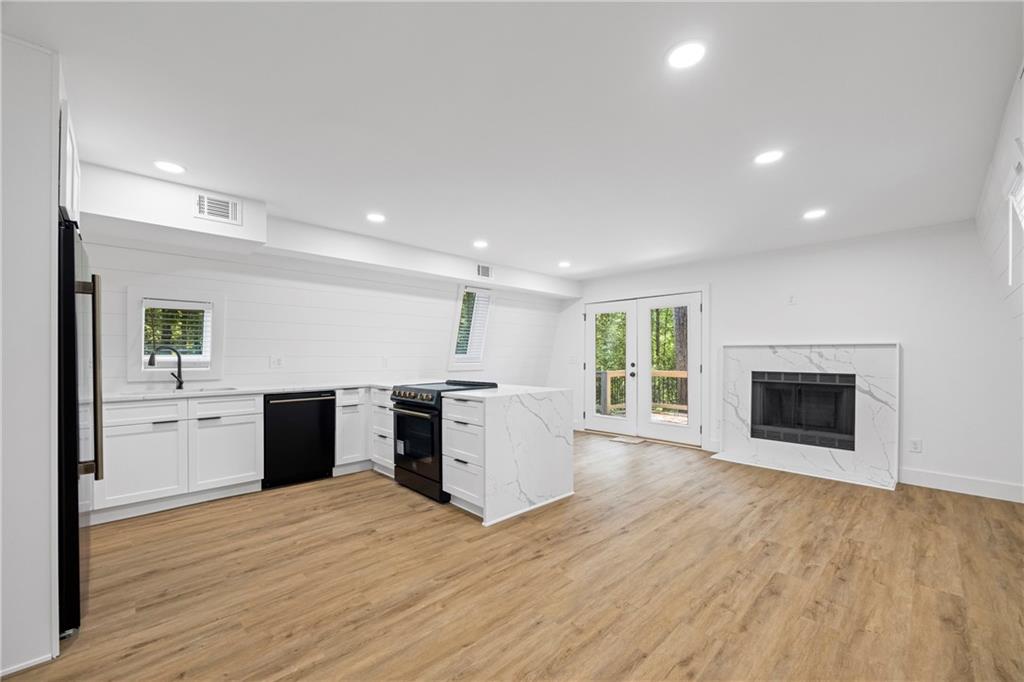 1243 Hooper Road Cleveland, GA 30528 - Photo 7 of 32