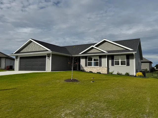 $524,900 | 2850 Granite Court, Sheboygan, WI 53081
