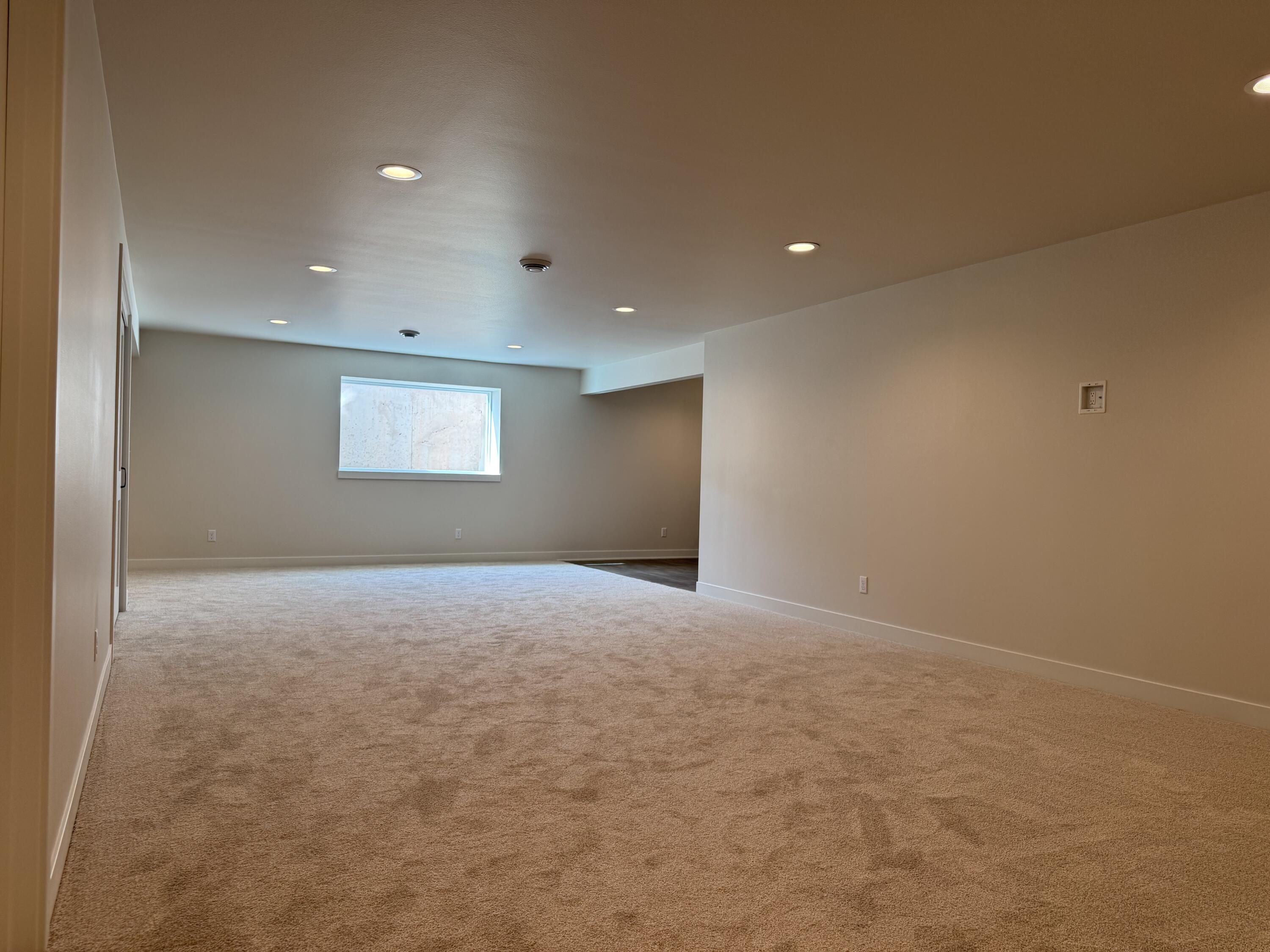 2850 Granite Court Sheboygan, WI 53081 - Photo 8 of 19 IMG_4842