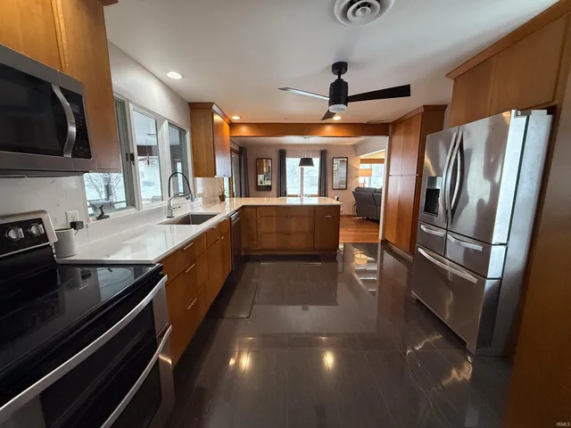 $319,700 | 1105 Clark Street, Berne, IN 46711