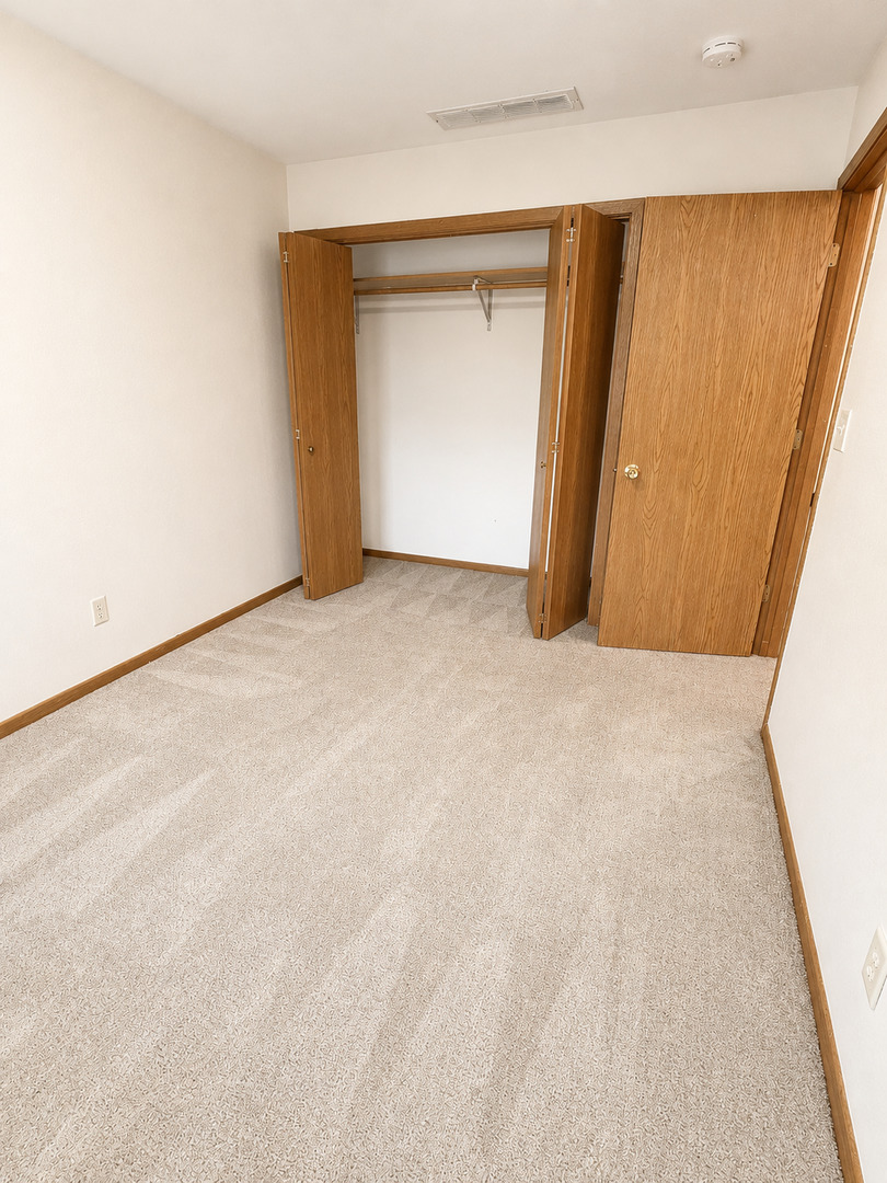 2050 Coltonville Road, Unit 2050 Sycamore, IL 60178 - Photo 7 of 10