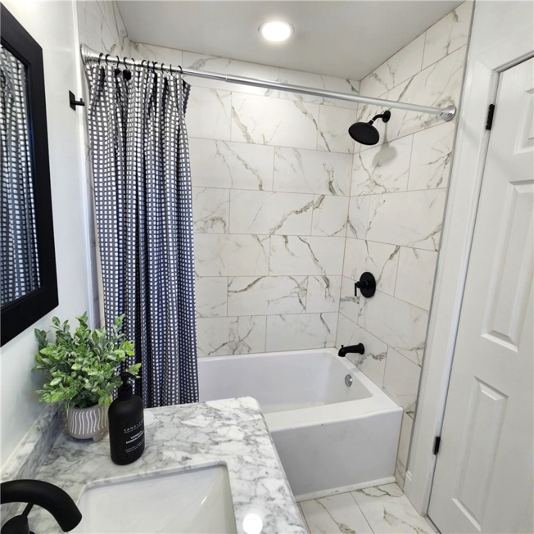 66 Lambert Drive Greece, NY 14616 - Photo 14 of 18