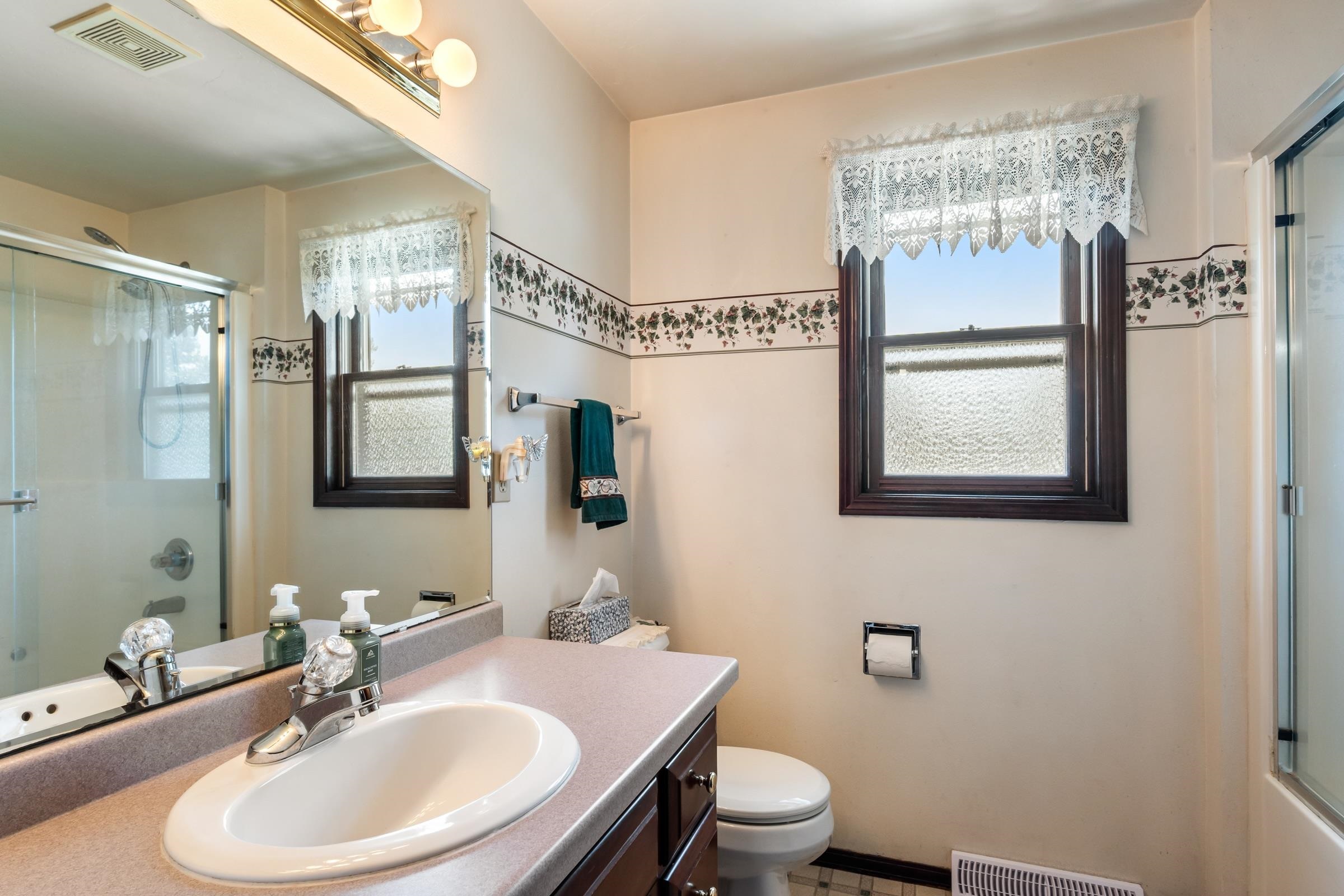 202 Brule Road De Pere, WI 54115 - Photo 22 of 31