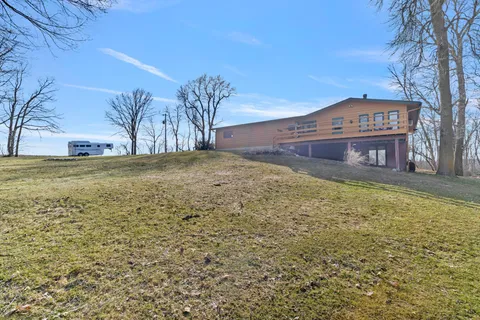 $550,000 | 234 County Road 6 Southwest, Howard Lake, MN 55349