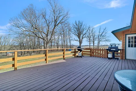 $550,000 | 234 County Road 6 Southwest, Howard Lake, MN 55349