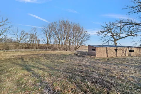 $550,000 | 234 County Road 6 Southwest, Howard Lake, MN 55349