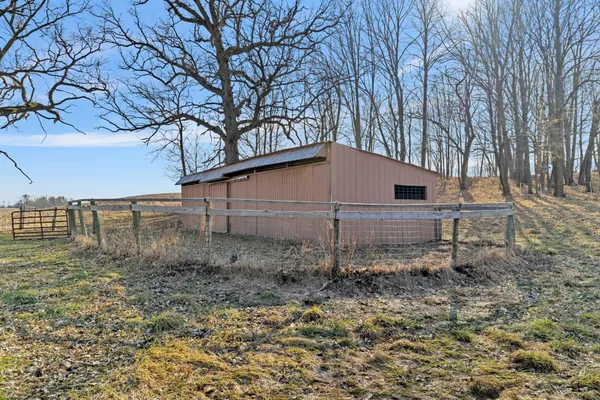 $550,000 | 234 County Road 6 Southwest, Howard Lake, MN 55349