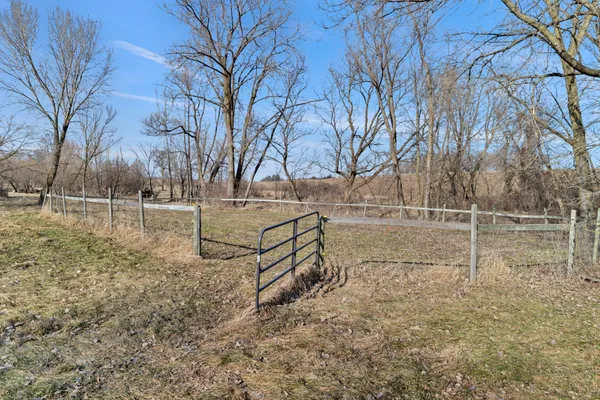 $550,000 | 234 County Road 6 Southwest, Howard Lake, MN 55349