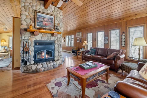 $550,000 | 234 County Road 6 Southwest, Howard Lake, MN 55349