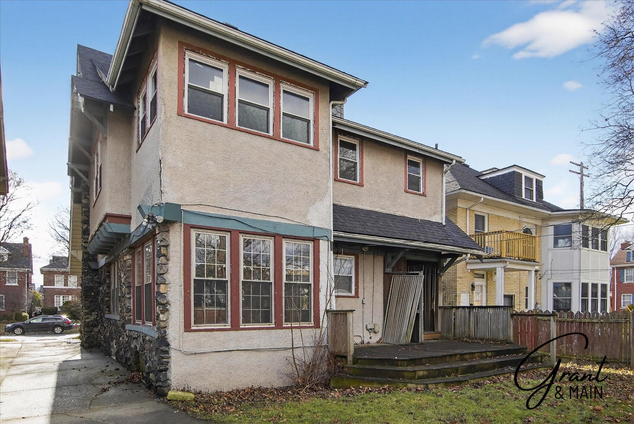 1252 Edison Street Detroit, MI 48202 - Photo 7 of 37 046-46-1252 Edison St Detroit, MI 48202