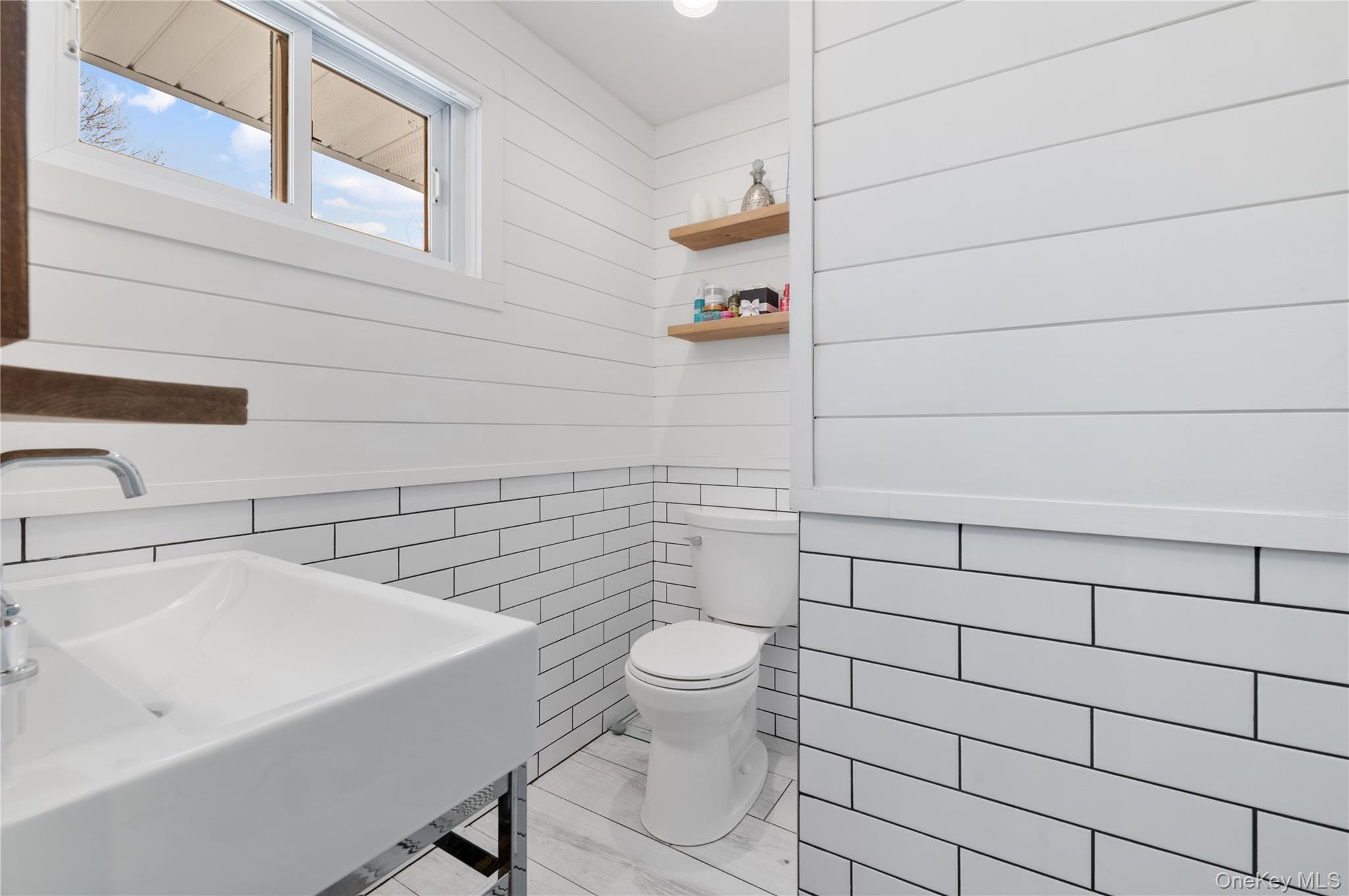 7 Rita Lane Plainview, NY 11803 - Photo 19 of 30