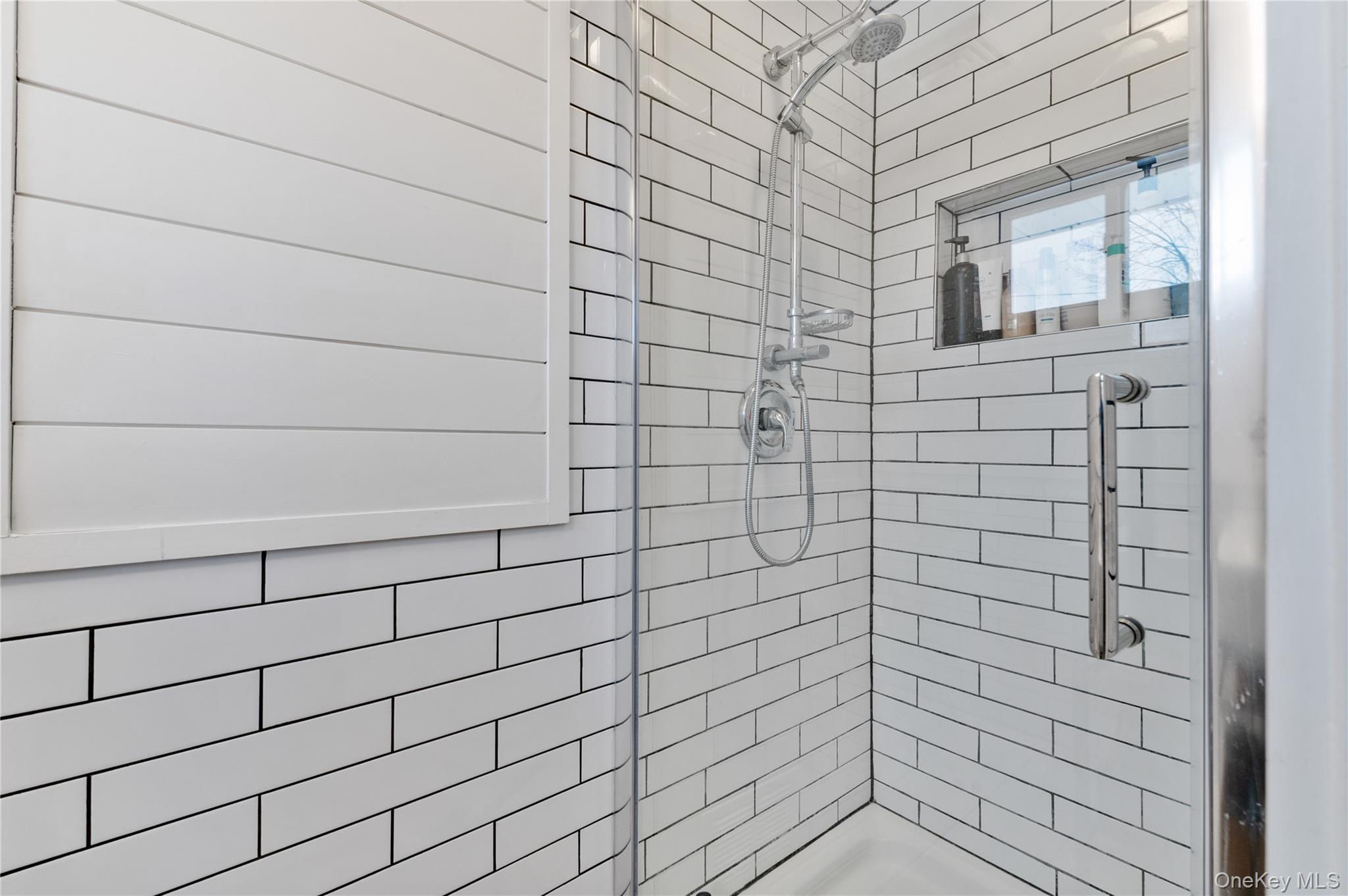 7 Rita Lane Plainview, NY 11803 - Photo 20 of 30