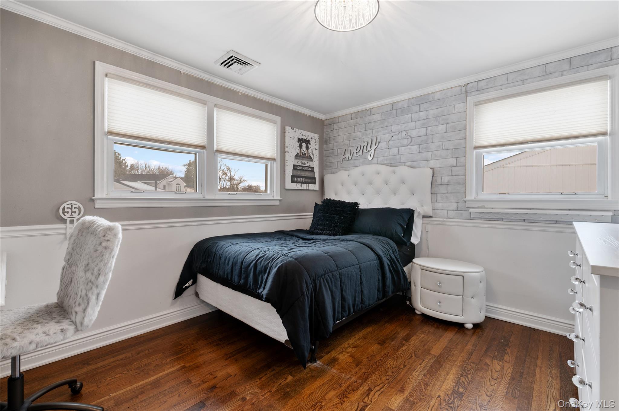 7 Rita Lane Plainview, NY 11803 - Photo 22 of 30