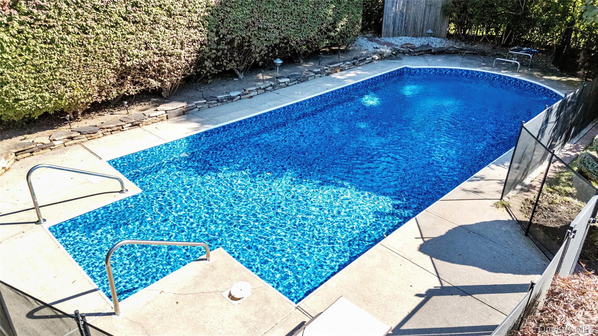 7 Rita Lane Plainview, NY 11803 - Photo 28 of 30