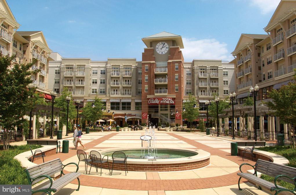 1300 South Arlington Ridge Road, Unit 617 Arlington, VA 22202 - Photo 25 of 25 a view of tall buildings