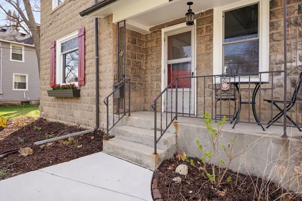 $395,000 | 432 Church Street, Batavia, IL 60510