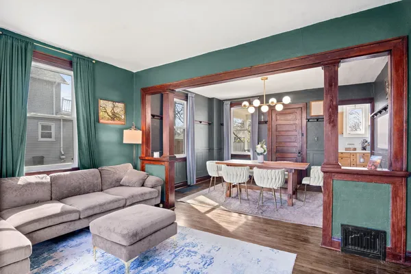 $395,000 | 432 Church Street, Batavia, IL 60510