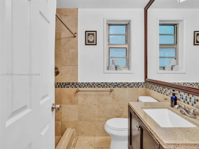 $2,500,000 | 1534 Euclid Avenue, Miami Beach, FL 33139