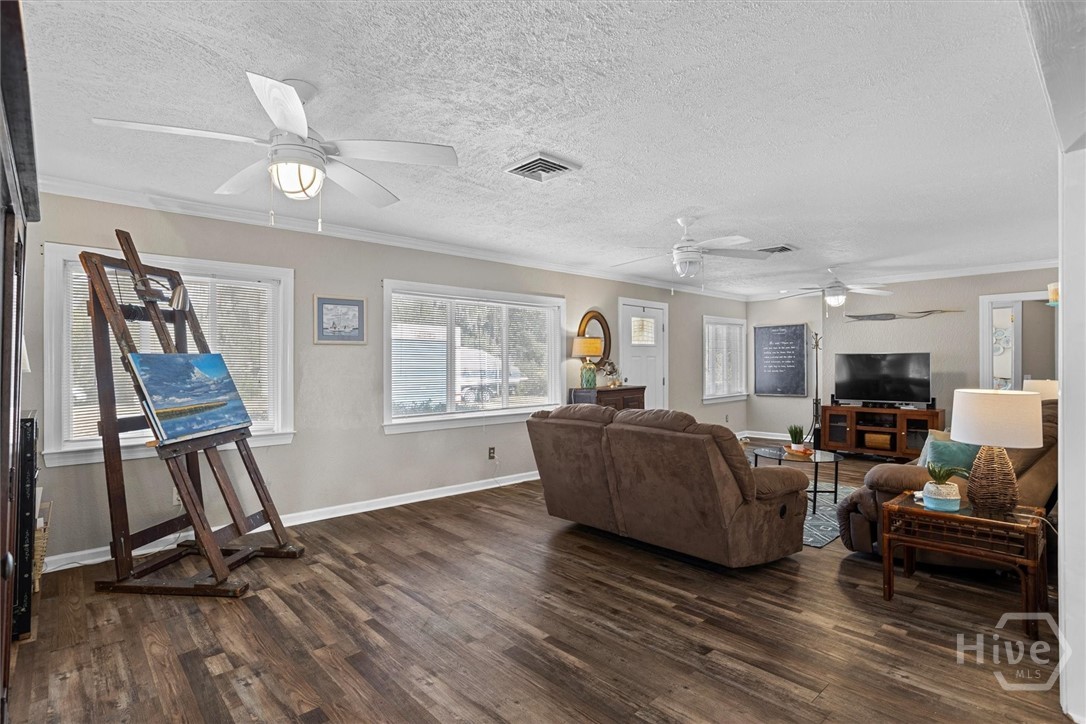 1214 Shell Point Road Townsend, GA 31331 - Photo 6 of 57