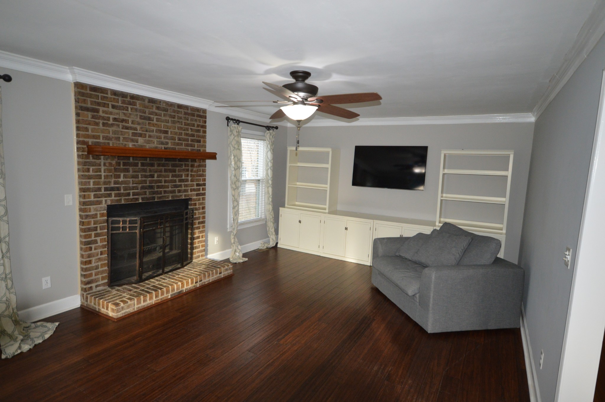 527 Sango Road Clarksville, TN 37043 - Photo 2 of 28 Gallery Image 2
