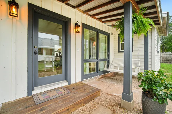 a house view with a outdoor space
