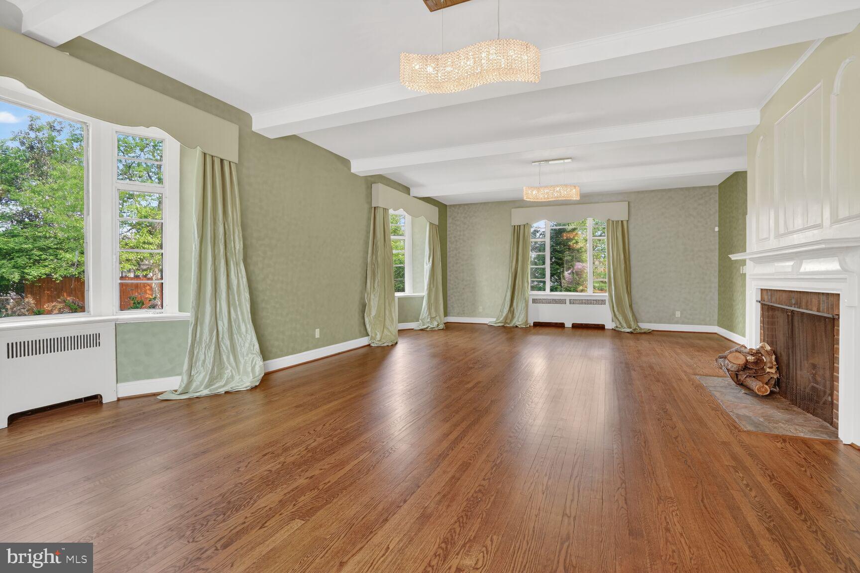 5553 Little Falls Road Arlington, VA 22207 - Photo 13 of 53 Living Room