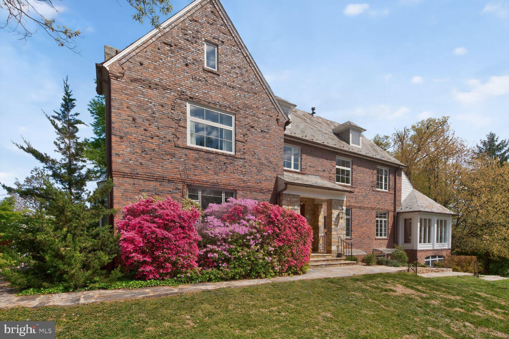 5553 Little Falls Road Arlington, VA 22207 - Photo 2 of 53 Front Exterior Left