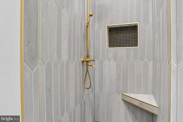 $11,500 | 5553 Little Falls Road, Arlington, VA 22207