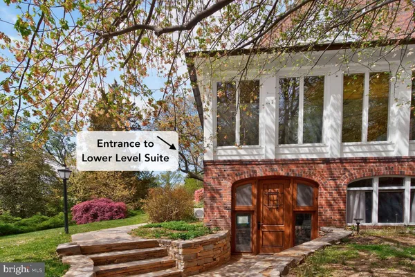 $11,500 | 5553 Little Falls Road, Arlington, VA 22207