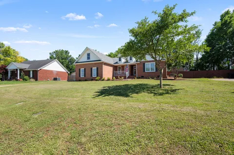 $485,000 | 206 Brentmeade Drive, Murfreesboro, TN 37130