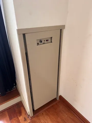 a view of a furniture