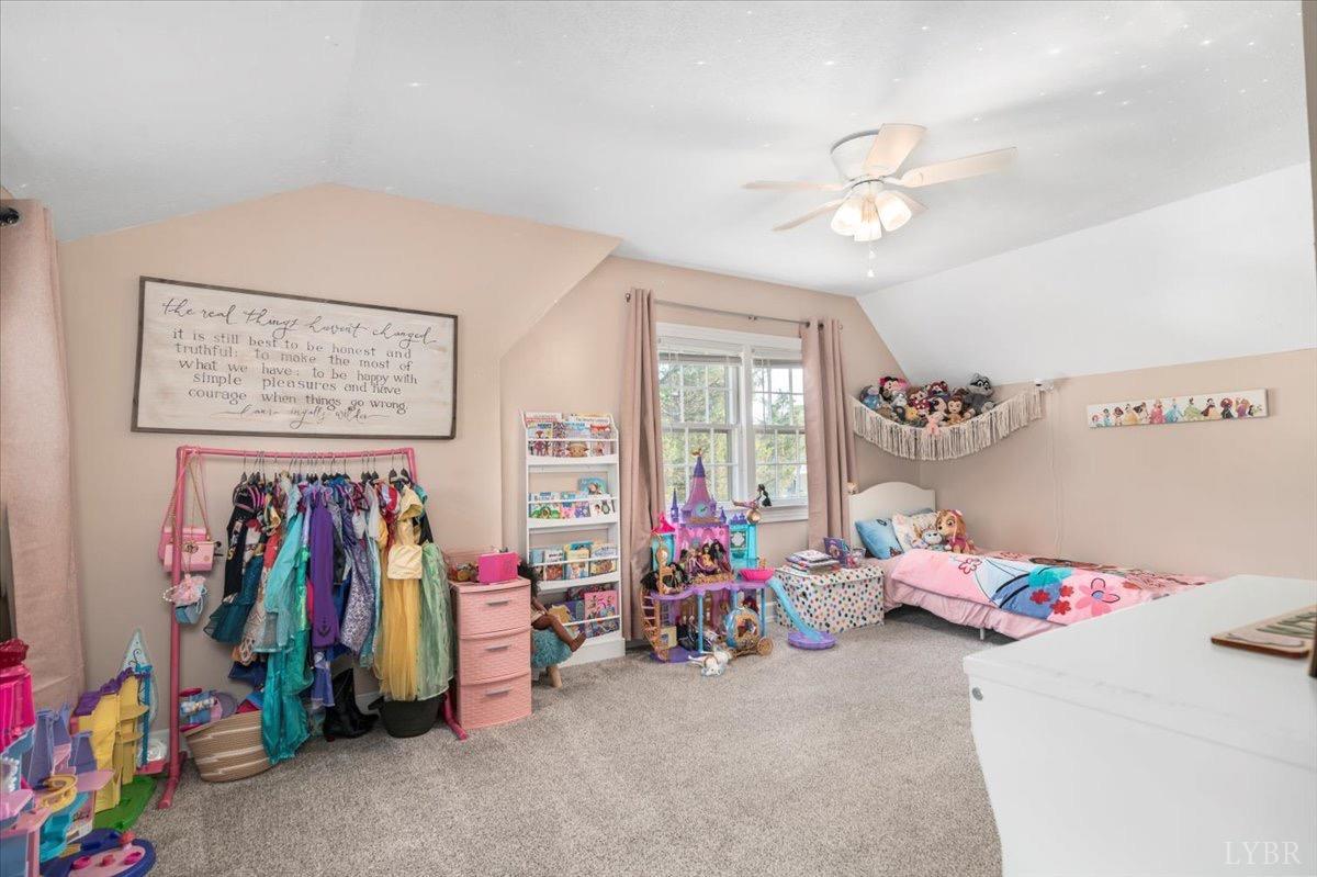 152 Pine Street Amherst, VA 24521 - Photo 31 of 53 a view of a room with toys
