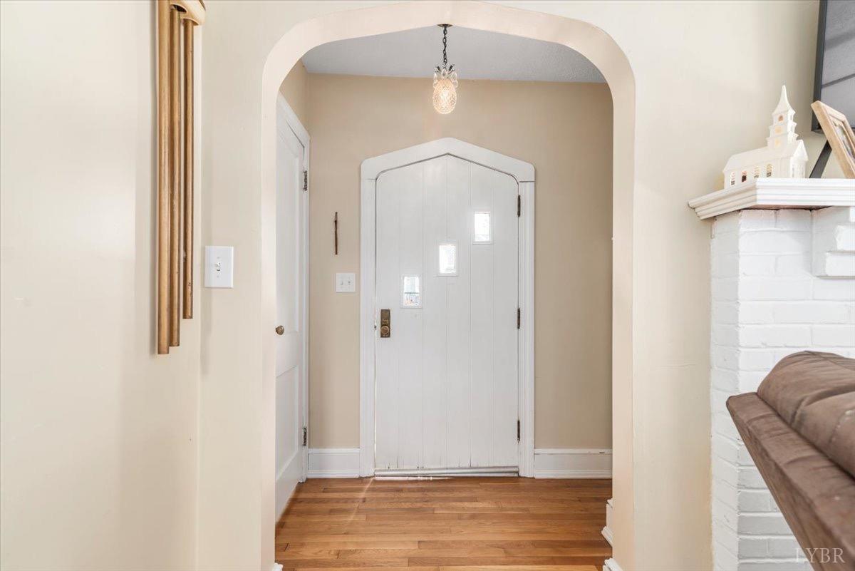 152 Pine Street Amherst, VA 24521 - Photo 4 of 53 a view of livingroom with furniture