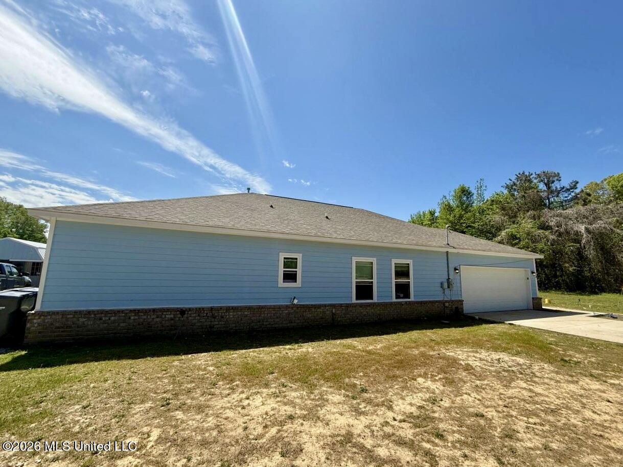 1748 Victoria Road Byhalia, MS 38611 - Photo 4 of 20 exterior side