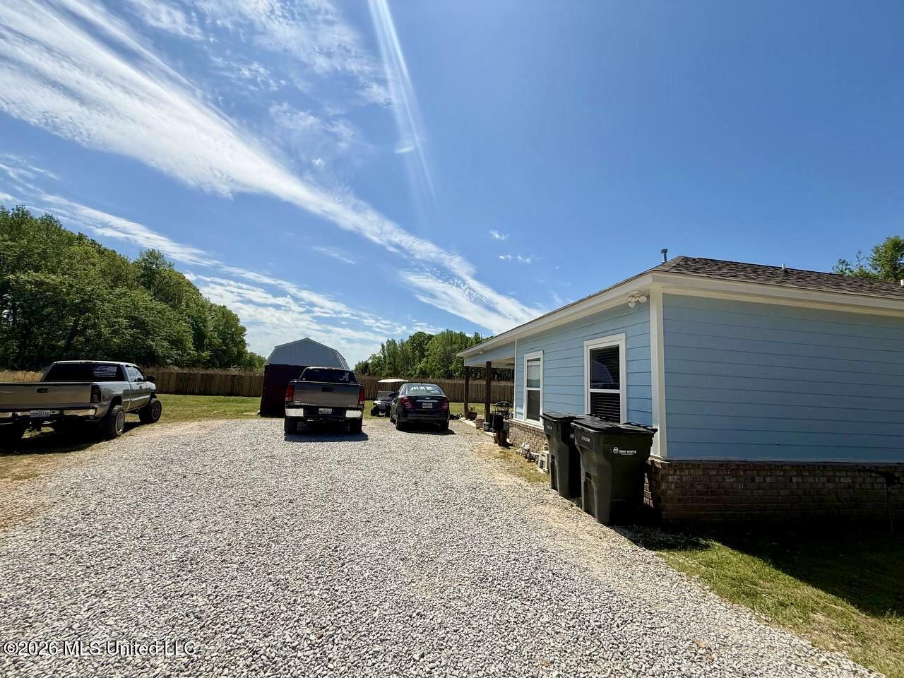 1748 Victoria Road Byhalia, MS 38611 - Photo 6 of 20 exterior