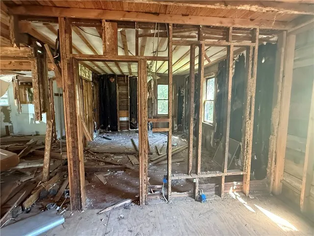 $90,000 | 201 South Inglewood Avenue, Coffeyville, KS 67337