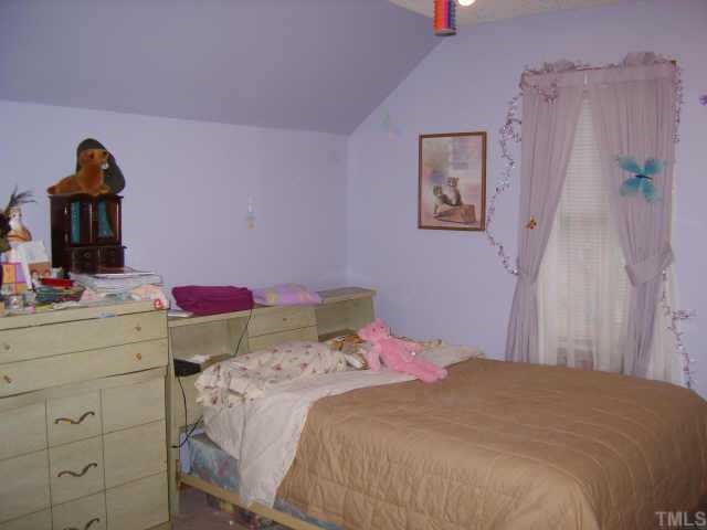 5714 Raleigh Road Benson, NC 27504 - Photo 7 of 10 Gallery Image 7