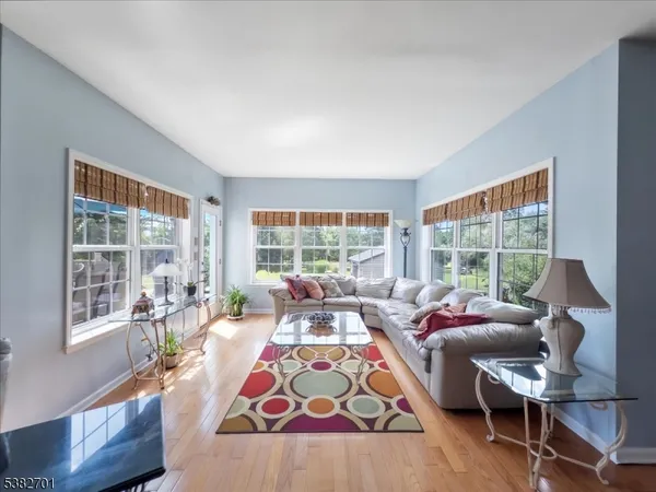 $850,000 | 15 Alaco Lane, Milford, NJ 08848