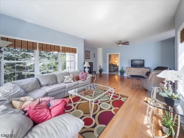 $850,000 | 15 Alaco Lane, Milford, NJ 08848