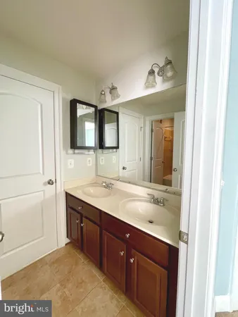 $4,600 | 5681 Liberty Manor Circle, Woodbridge, VA 22193