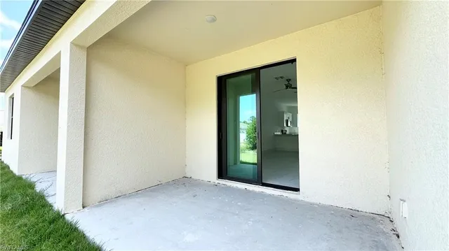 $481,665 | 430-432 Bell Boulevard, Lehigh Acres, FL 33974